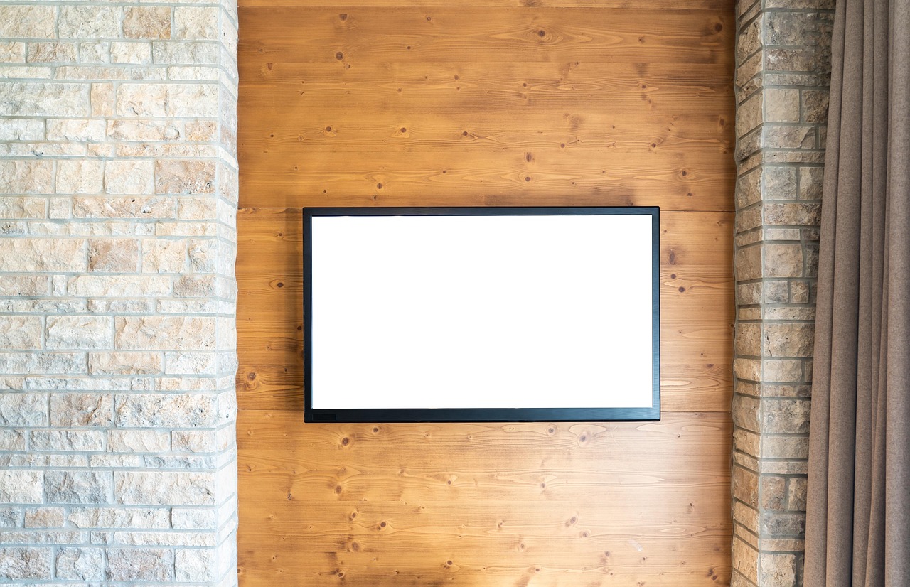 flat-screen-8275673_1280